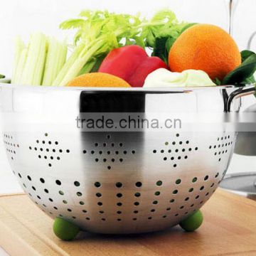 Fashion Design Stainless Steel Colander with Handle and Stand for Fruit and Vegetable