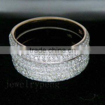 18 K WHITE GOLD DIAMOND WEDDING RING