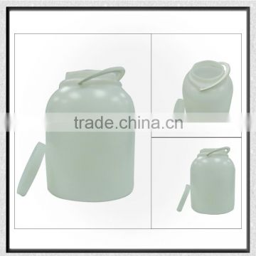 plastic bucket with lid with handle for plastic barrels