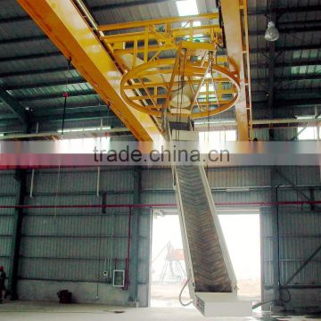 Semi crane stacker conveyor for flour/meal storage solution