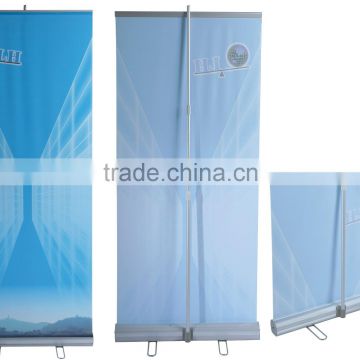 With two metal foot height is telescopic roll up banner