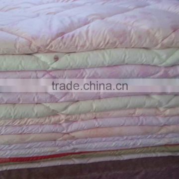 Jacquard cashmere quilt