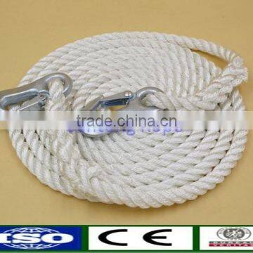 Stretching tow ropes with good performance of shock absorbing