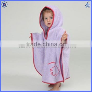 comfortable kids hooded poncho beach towel/poncho towel baby robe