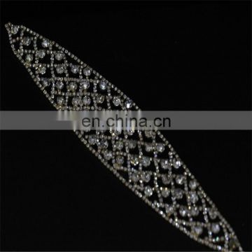 Yanjing wholesale New design beaded bodice neckline rhinestone applique