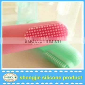 Hot selling silicone rubber baby teeth brush fashion design silicone baby teething toys