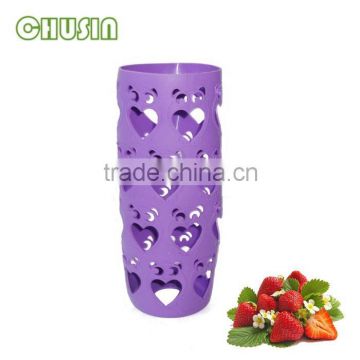 The hot sell fashion silicone baby feeding bottle sleeve cover