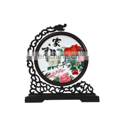 Chinese Style Craft Gift Round Screen Silk Embroidered Drawing Furnishing Ornaments With A wooden Frame For Decoration