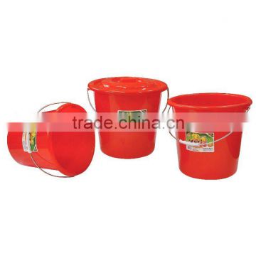 strong plastic PE bucket with handle and lid 22L