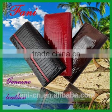 Elegant appearance and luxury style genuine leather wallet with card holder for women