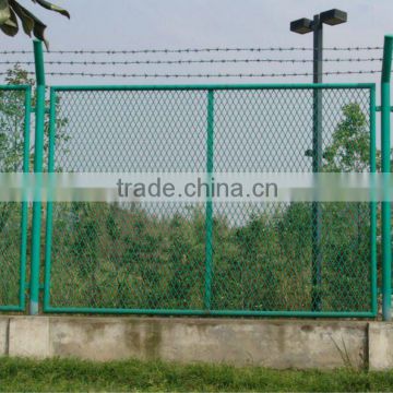 Diamond Small Hole Powder Coated Expanded metal mesh garden fencing
