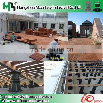 Pedestal timber decking head