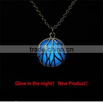 Gold supplier couple necklace,pendant necklace with chain,bar pendant