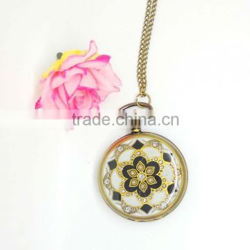 Colorful watch pendant with reshine stone embedded
