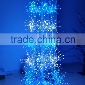 christmas tree with snow effect