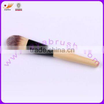 Foundation Makeup Brush,Synthetic Hair and Wooden Handle