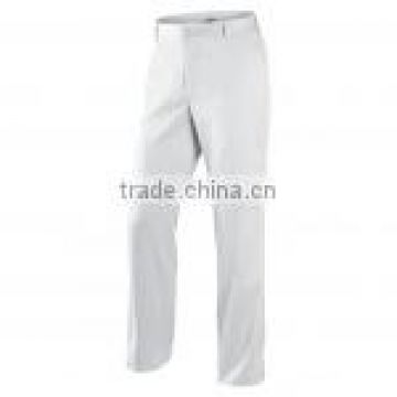 Lightweight and sophisticated golf pants