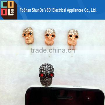 Wholesale Smart Dust Plugs for Cell Phones Skull Anti Dust Cover Crystal Earphone Jack for iPhone Dust Cover
