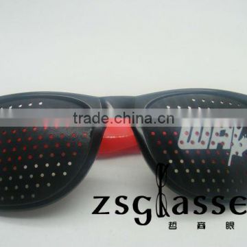wholesale custom design funny pinhole glasses with logo lens/promotional pinhole glasses