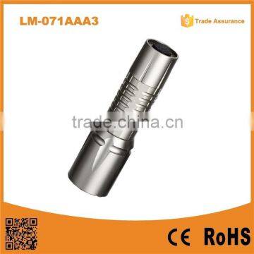 High quality new design reasonable price dry battery powered led flashlight torch