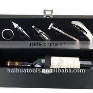 wooden wine box with accessories for 1 bottle