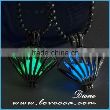 Brass material ladies jewelry luminous necklace pendant glowing in the dark