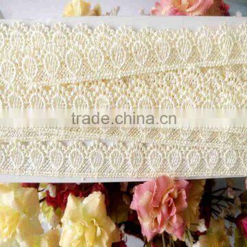 new cream embroidery chemical lace with reasonable price