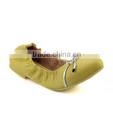 Wholesale genuine leather elegant slip on shoes italian style female casual foldable ballet flats