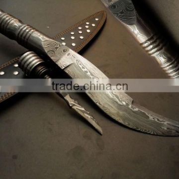 Handmade damascus knives