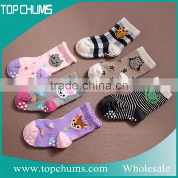 Wholesale Popular series cheap bulk cotton kids socks