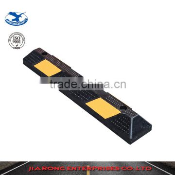 Wholesale High quality black & yellow recycled rubber wheel stopper for vehicle PS020