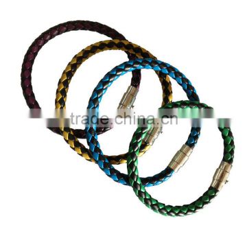 2015 fashion hot sales braid Pu and genuine leather bracelet . GuangDong factory.