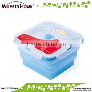Square foldable silicone lunch boxes with lockable lids                        
                                                Quality Choice