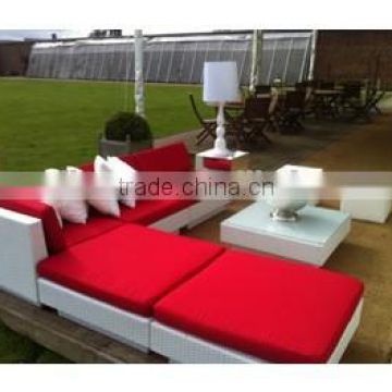 Modern design popular red and white wedding sofa XW1016