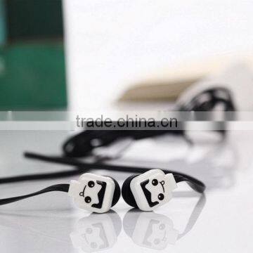 Metal in-ear earphone with mic and volume control colorful stereo earphone with mic clip