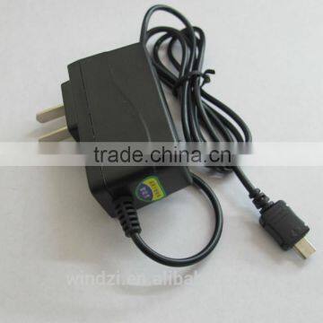 classic design top quality charger with cable line