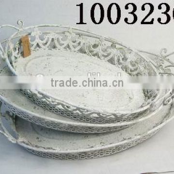 Round antique white decorative iron tray