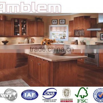2016 Classic style Natural color solid wood kitchen cabinets