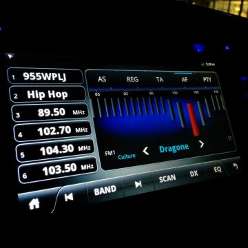 2GRAM+16GROM Radio Touch Screen Car Radio 10.4