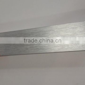 brushed aluminum extrusion profiles /Perfil de aluminio