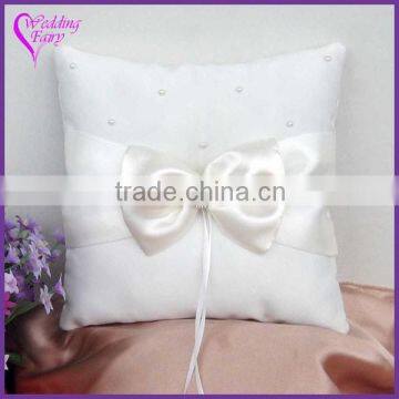 2015 Fashion style newest ivory bowknot ring pillow