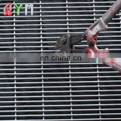 Hot-dipped Galvanized Welded Wire Mesh Anti-climb Fence