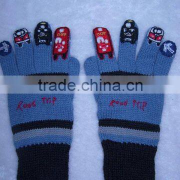 lovely knitted cartoon gloves