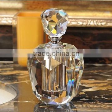 Romantic crystal perfume bottle