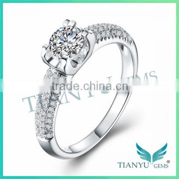 New Style Fashion Engagement Rings for Women 925 Sterling Sliver Moissanite Diamond Wedding Rings