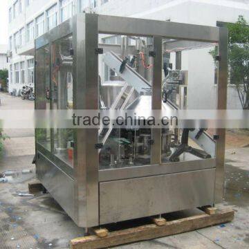 Juice bottle aluminum foil filling and sealing machine