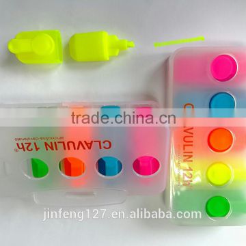 Mini highlighter with plastic box