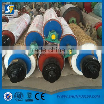 Couch roller for paper machine/Paper machine roller