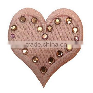 Heart-shaped rhinestone embroidery applique