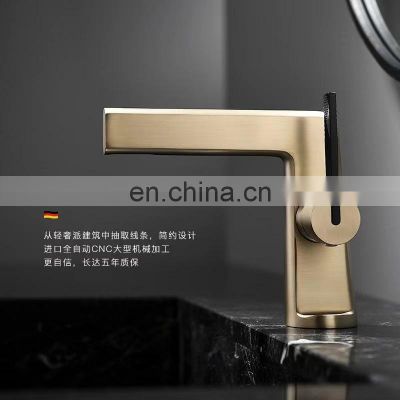 Steel Polished Chrome Black Single Handle Commercial Pull Down New Special Art Design Kitchen Faucet